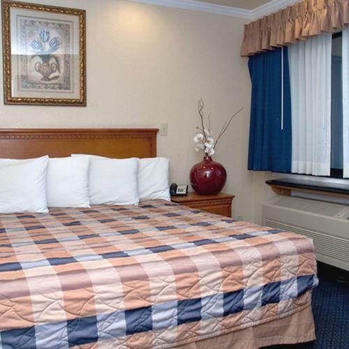 Bayhill Inn San Bruno Room photo